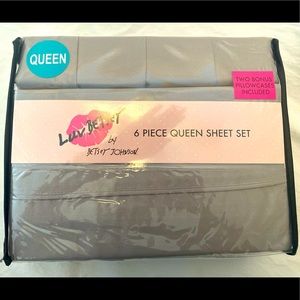 NWT Betsey Johnson 6pc Sheet Set- Gray - Queen!